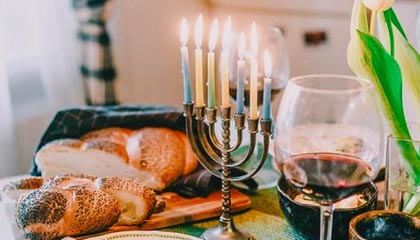 九游娱乐(jiuyou)官方网站-英超激烈争夺，豪门战火升腾