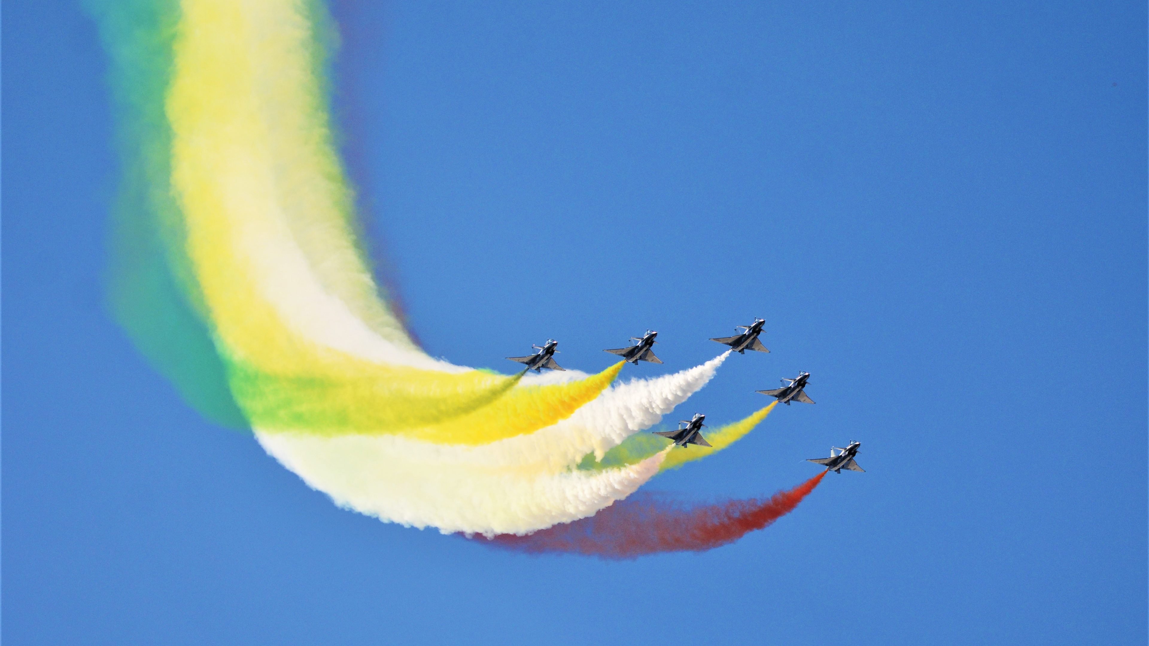 九游网-动感单车赛：骑行者的速度与激情，动感单车精彩视频