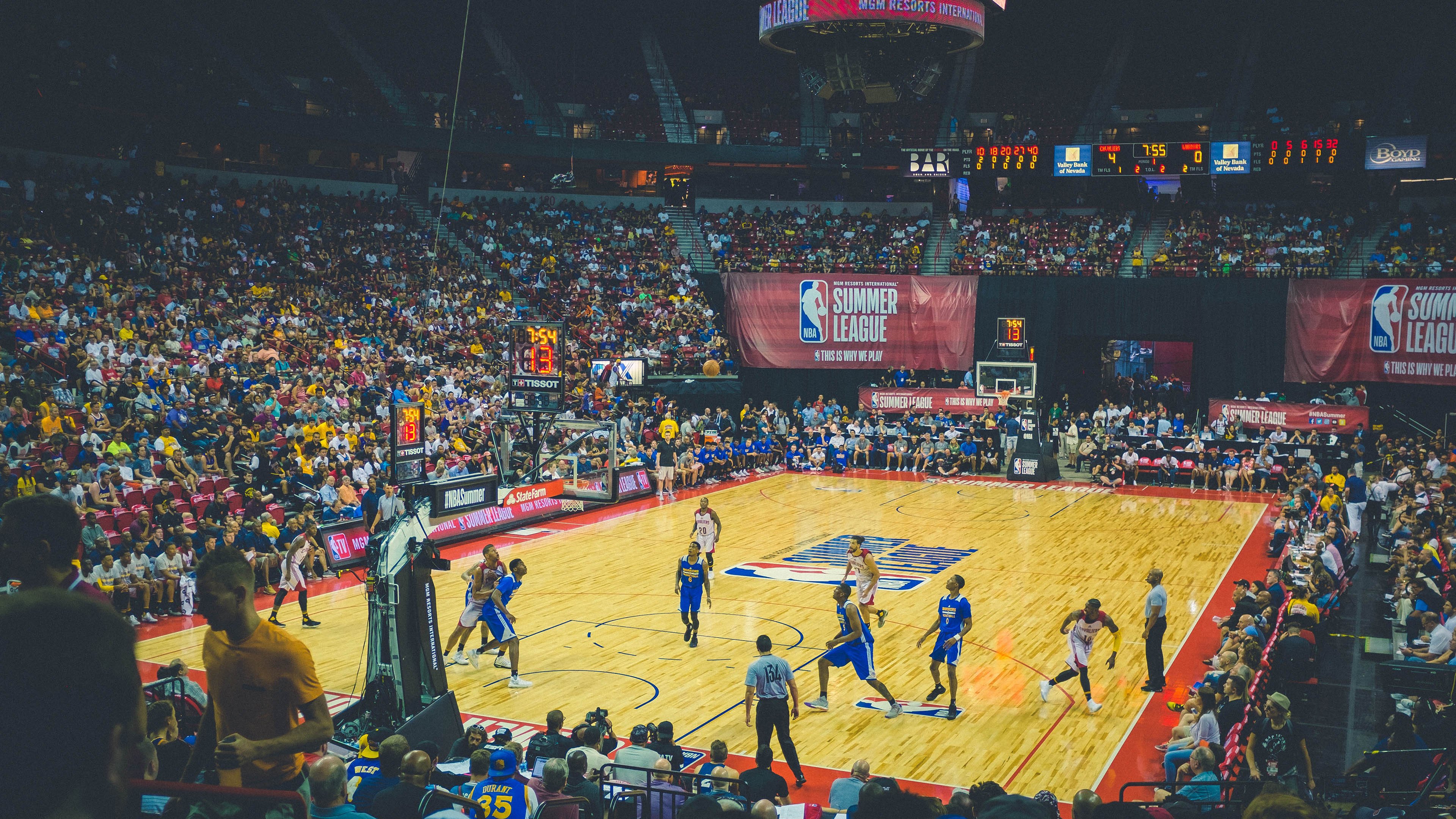 _杰伦·布朗制胜一击，助绿军过关_，杰伦布朗有潜力吗